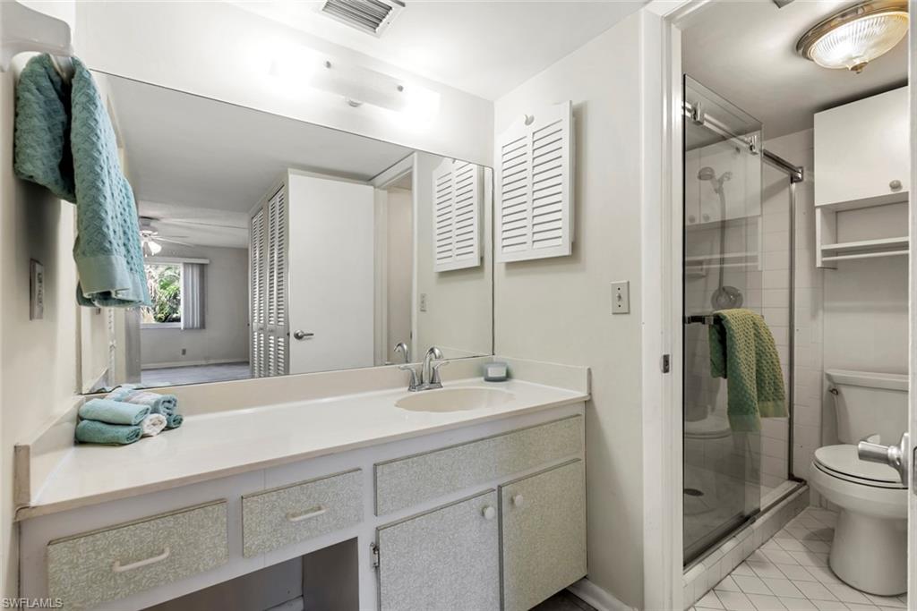 GLADES COUNTRY CLUB - Residential