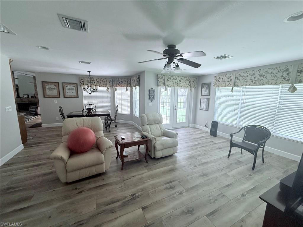 QUARTERDECK COVE - Residential