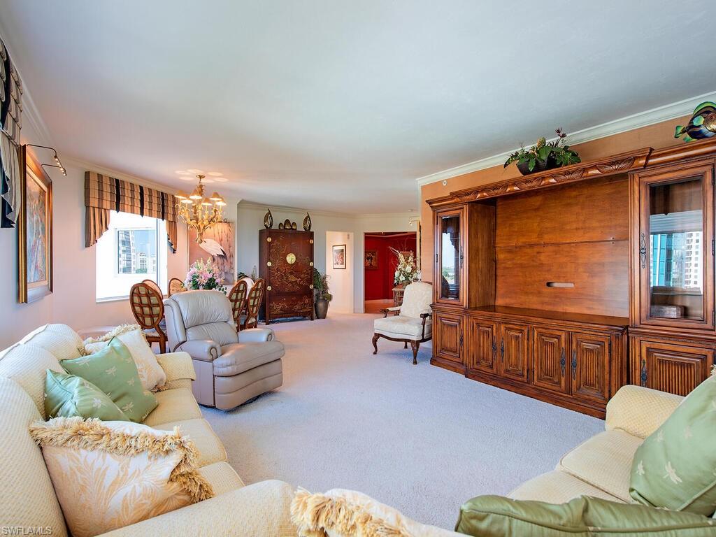 7425 Pelican Bay BLVD 1106