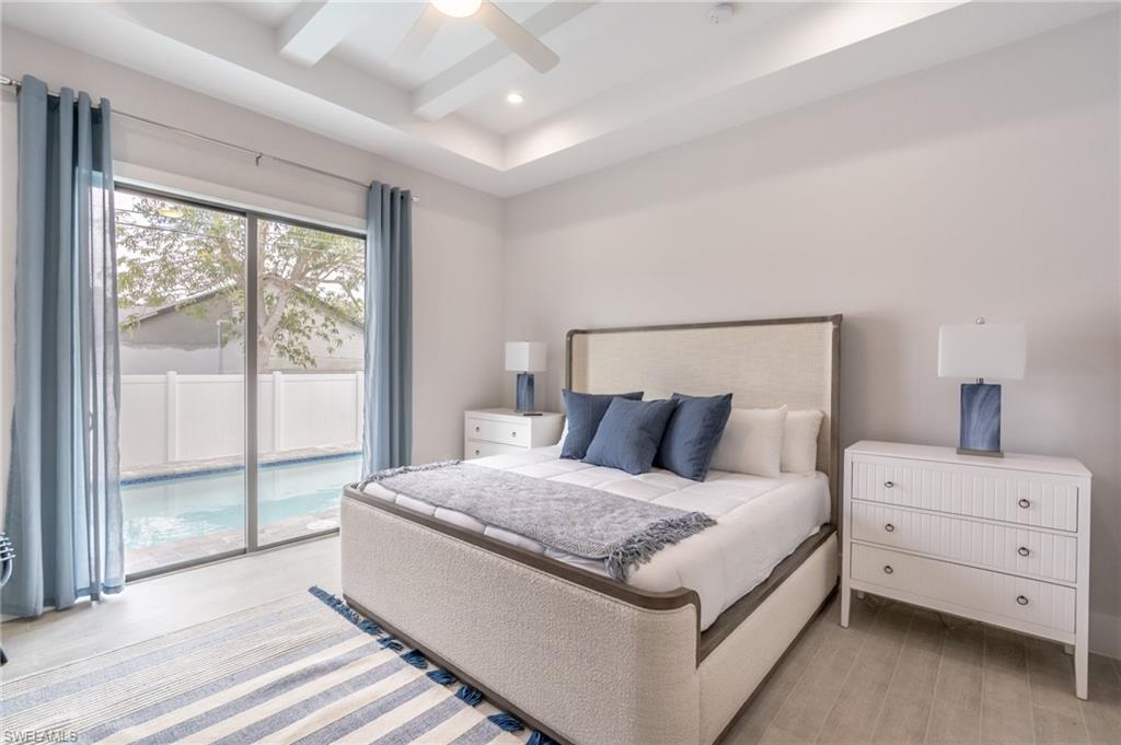 NAPLES PARK - Residential