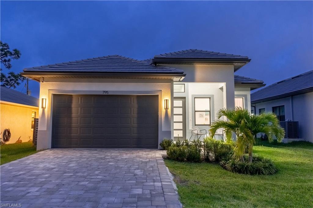 NAPLES PARK - Residential