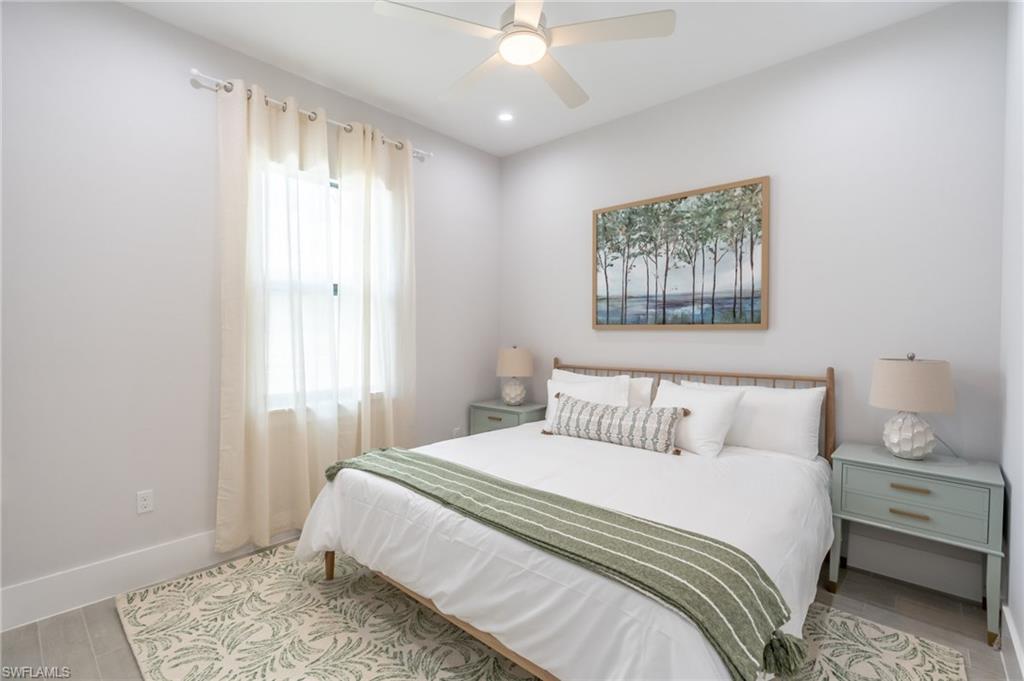 NAPLES PARK - Residential