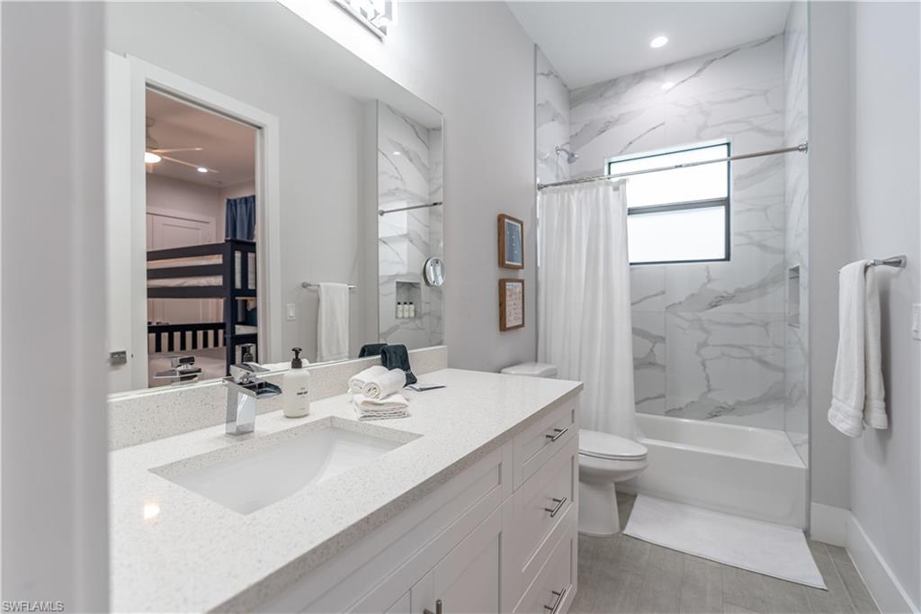 NAPLES PARK - Residential