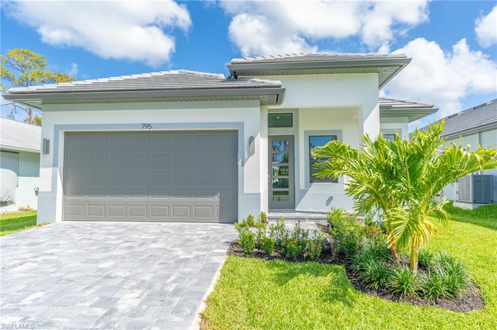 NAPLES PARK - Residential