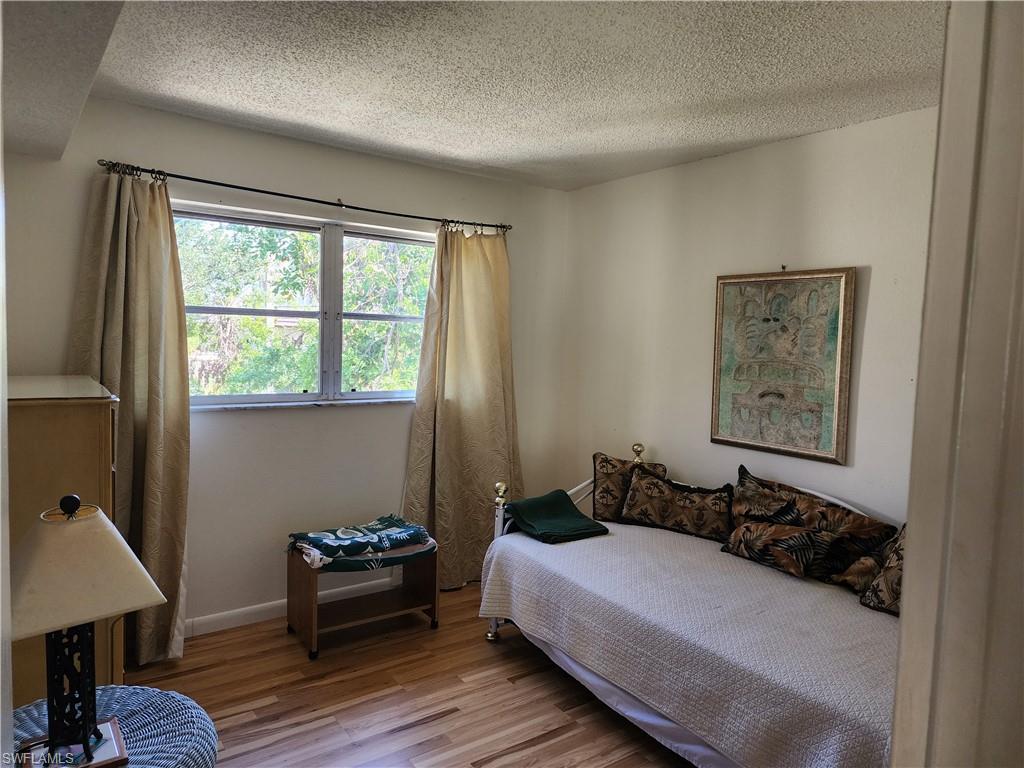 HIDDEN GARDENS - Residential