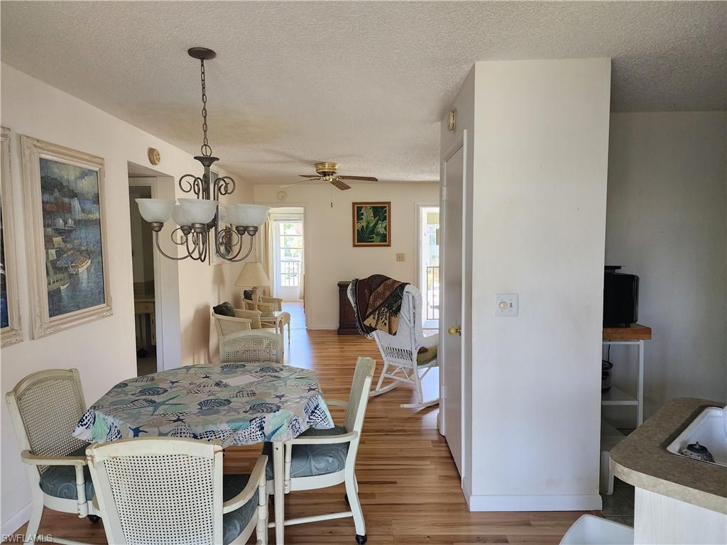 HIDDEN GARDENS - Residential