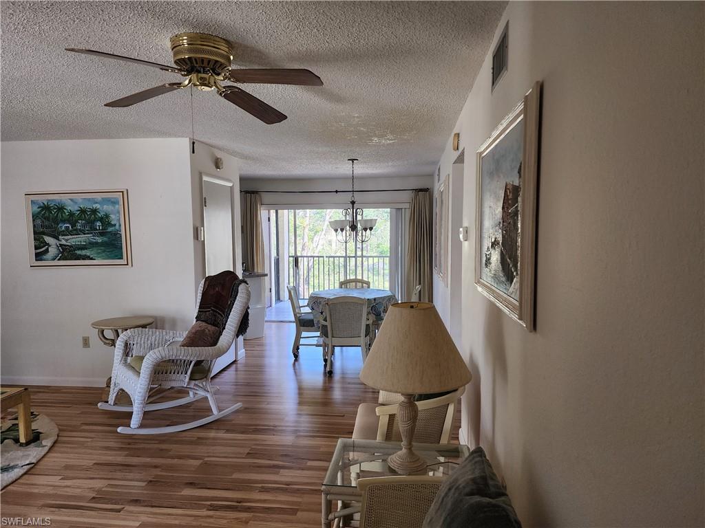 HIDDEN GARDENS - Residential