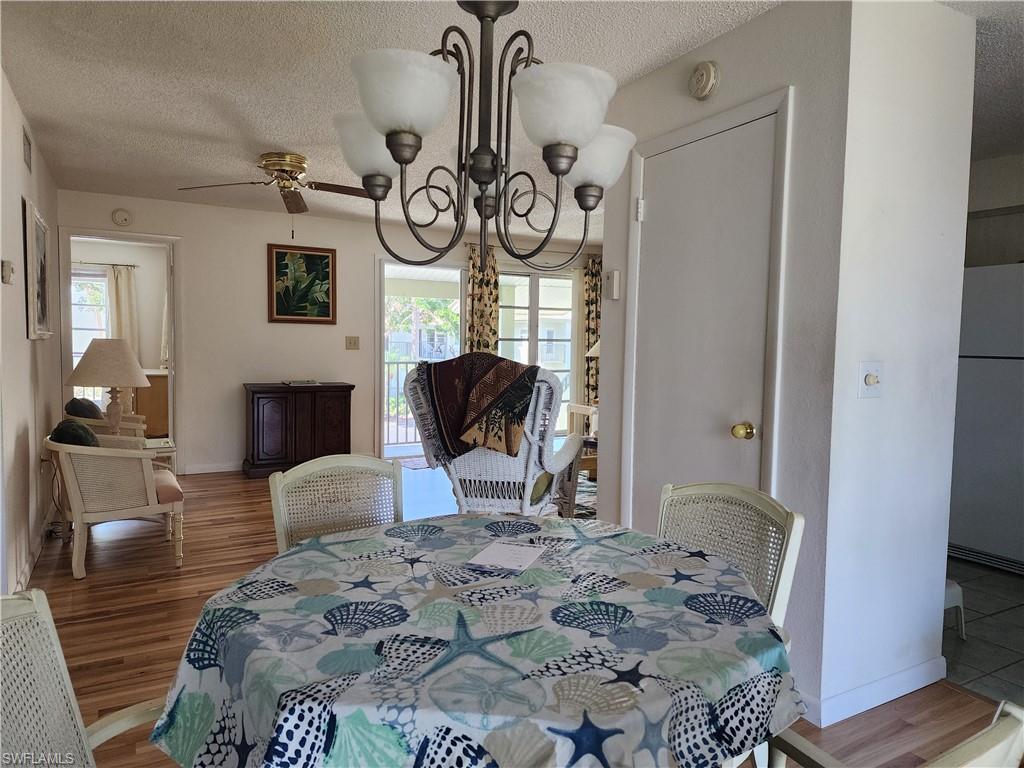 HIDDEN GARDENS - Residential