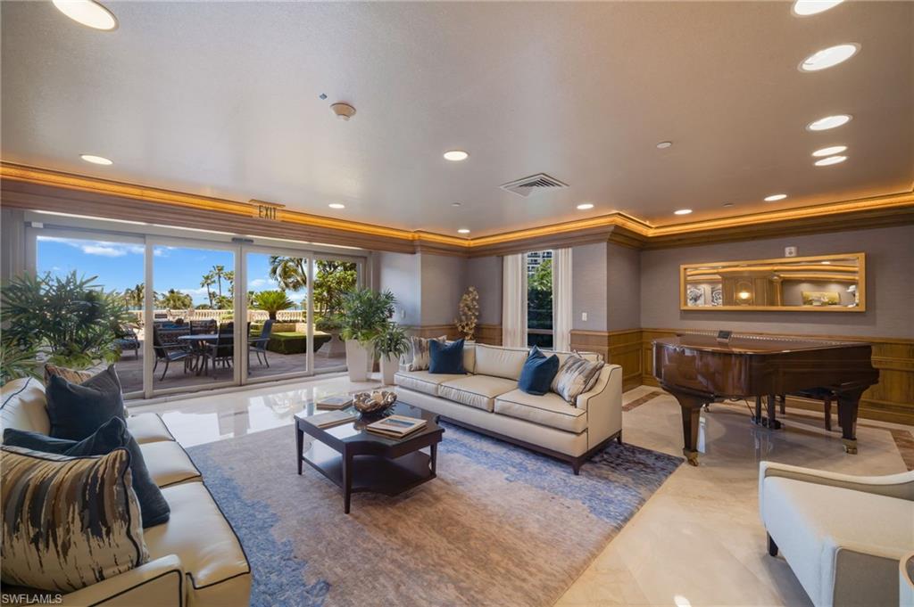 BRITTANY - Residential