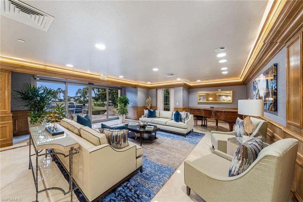 BRITTANY - Residential