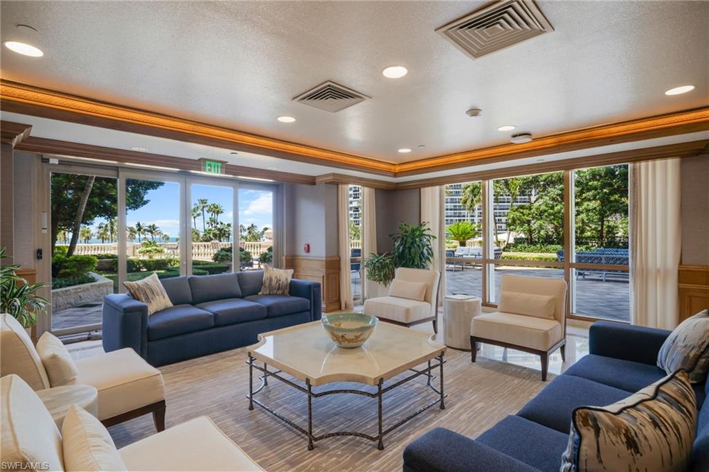 BRITTANY - Residential