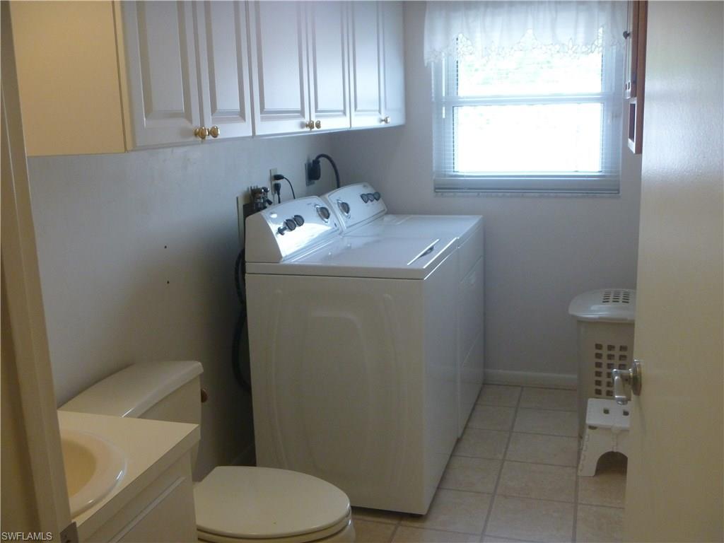 COUNTRY CLUB ESTATES - Residential