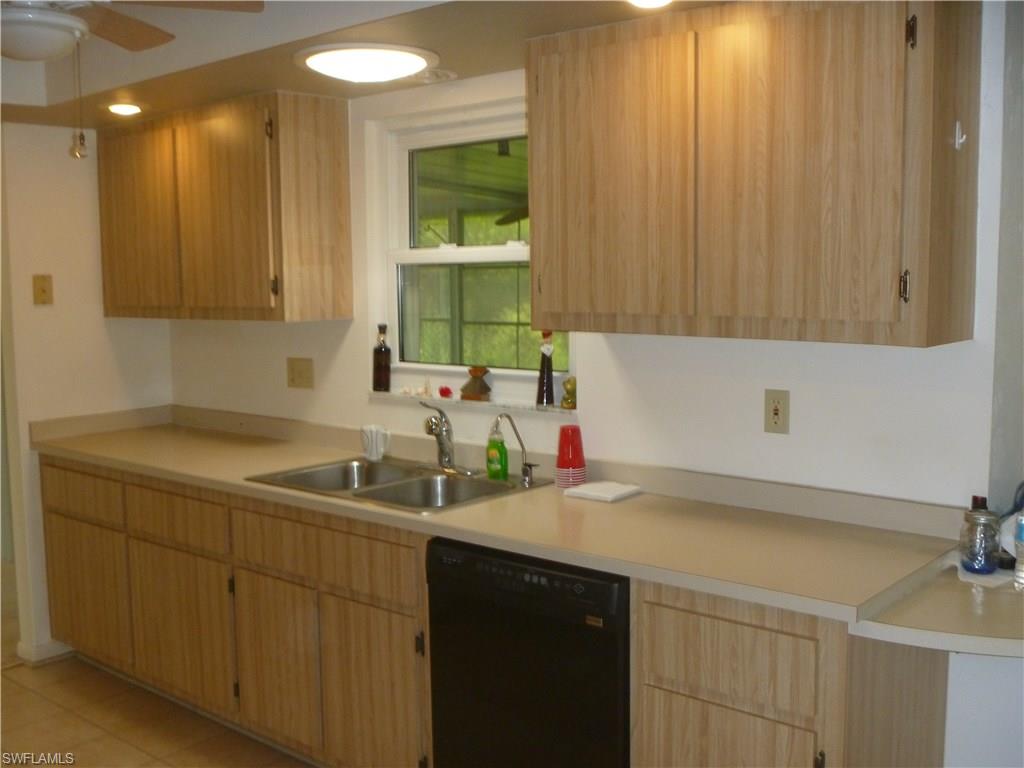 COUNTRY CLUB ESTATES - Residential