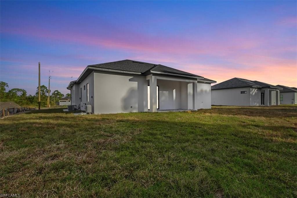 LEHIGH ACRES - Residential