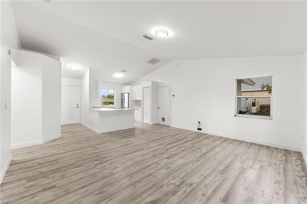 GOLDEN GATE ESTATES - Residential