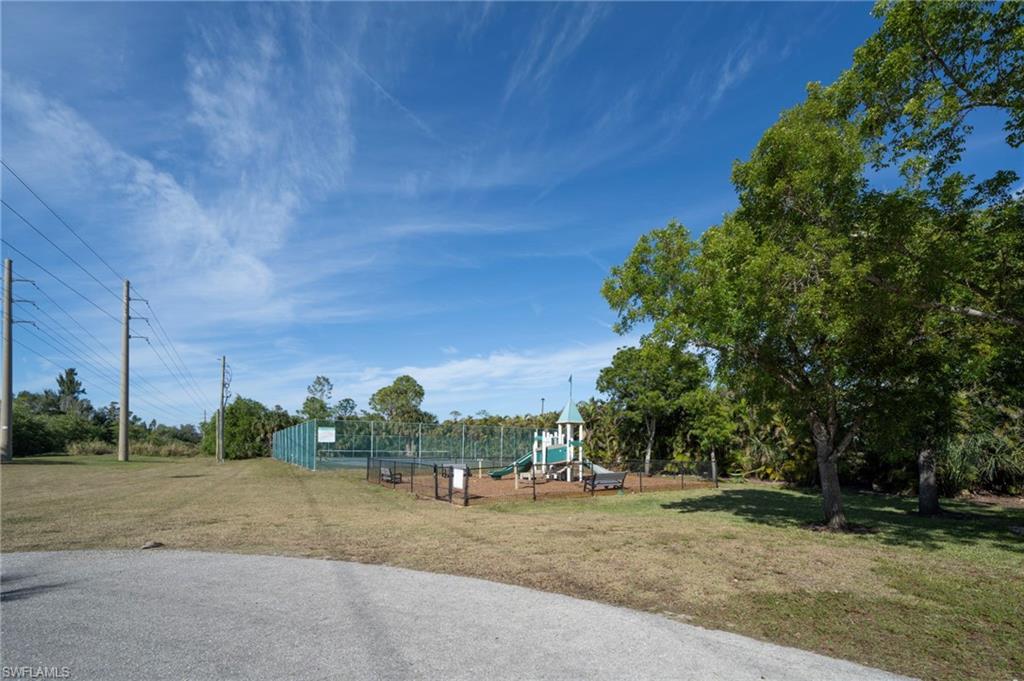 ISLAND PARK WOODLANDS - Residential