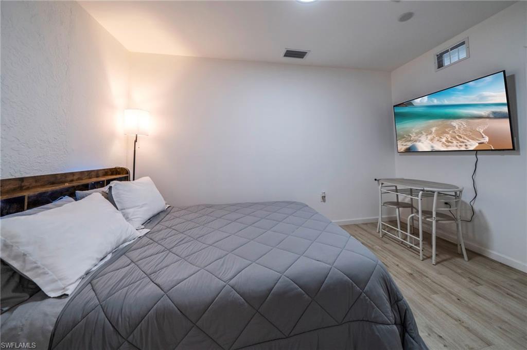 ISLAND PARK WOODLANDS - Residential