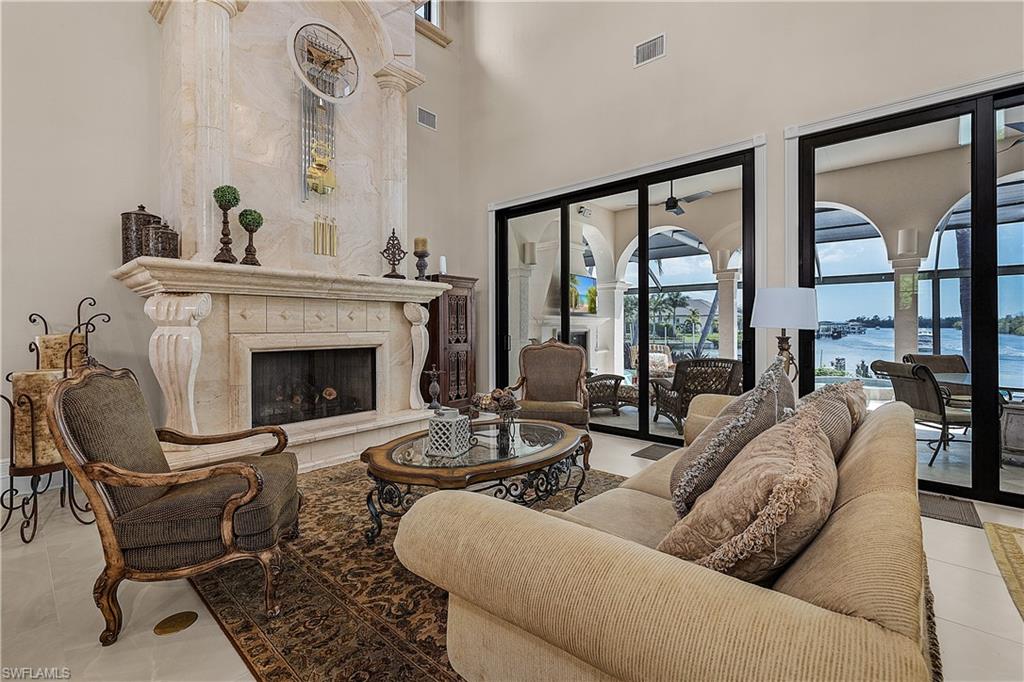 HERMITAGE - Residential