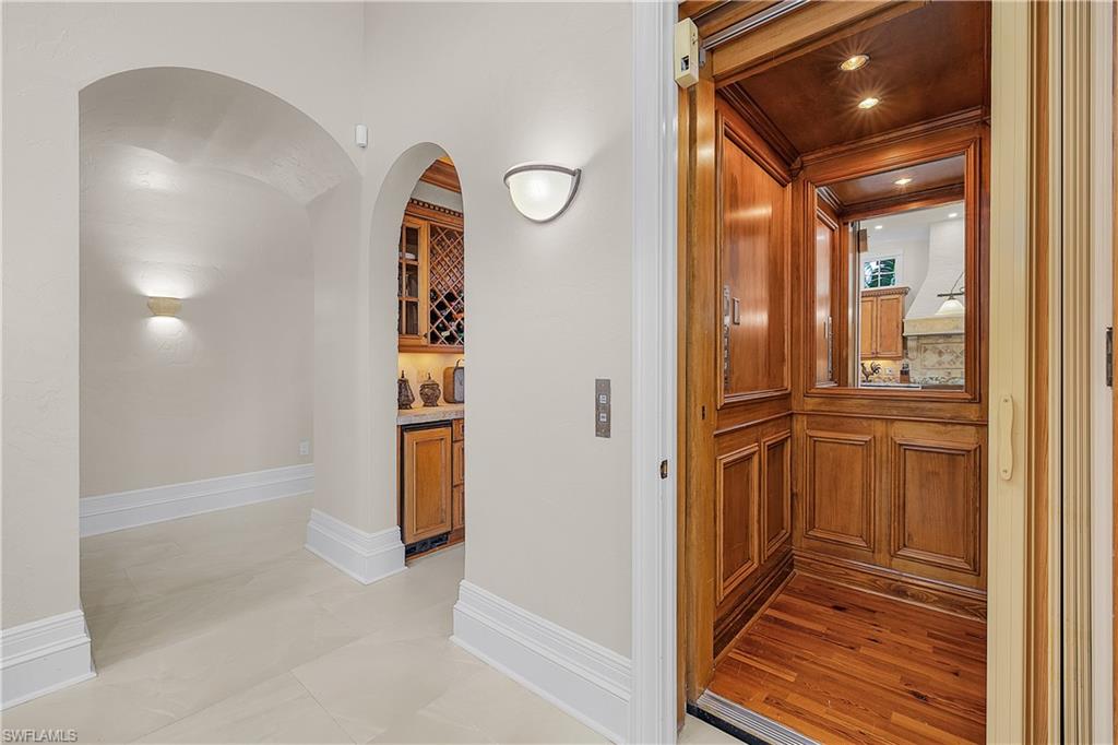 HERMITAGE - Residential