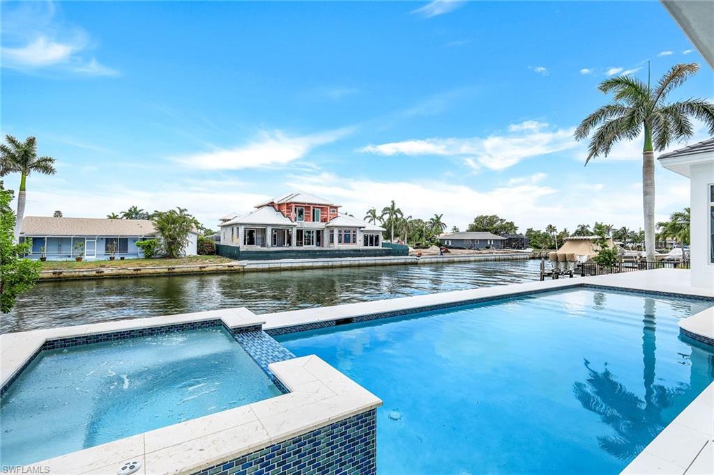 MARCO ISLAND - Residential