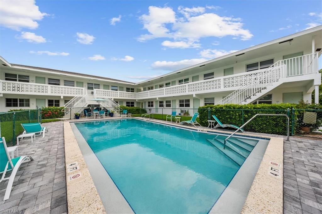 ESSEX HOUSE - Residential Lease