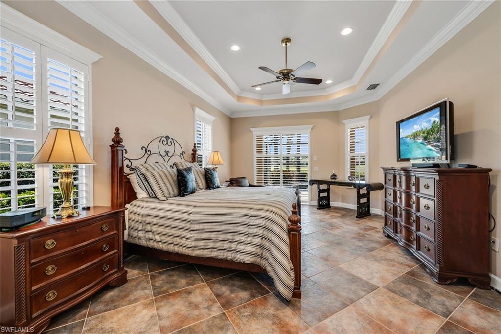 HOLLYBROOK - Residential