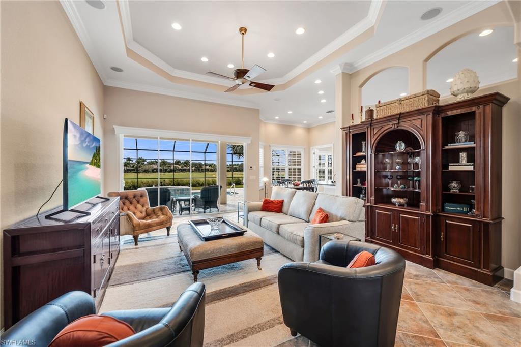 HOLLYBROOK - Residential