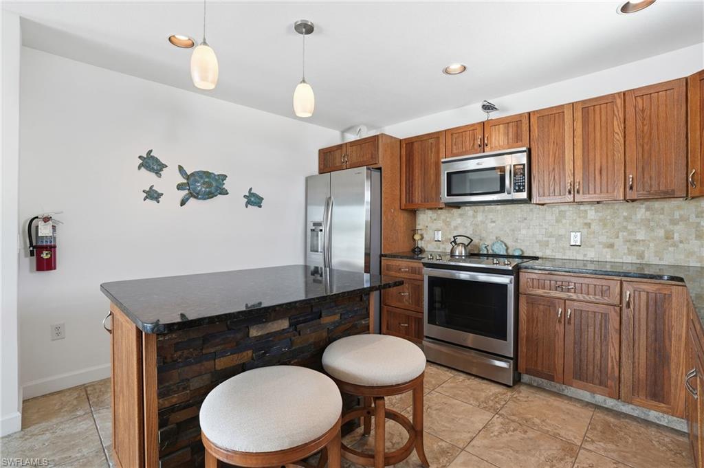 OAK STREET UNREC - Residential