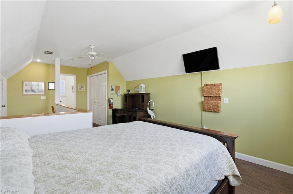 OAK STREET UNREC - Residential