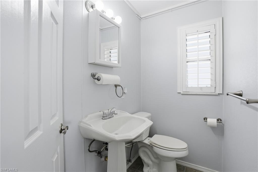 OAK STREET UNREC - Residential