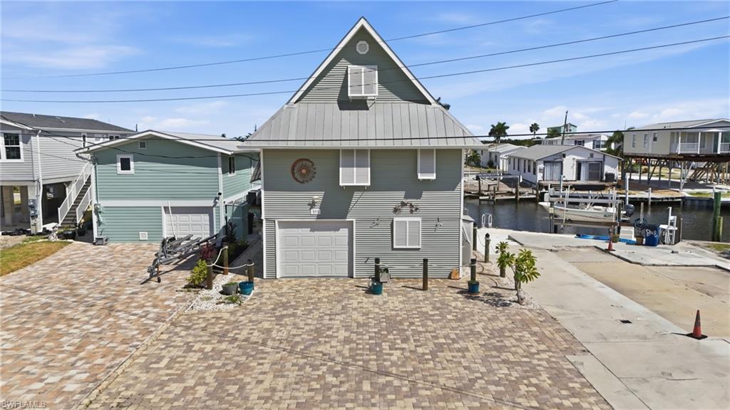 OAK STREET UNREC - Residential