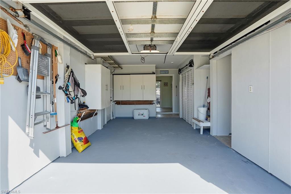 OAK STREET UNREC - Residential