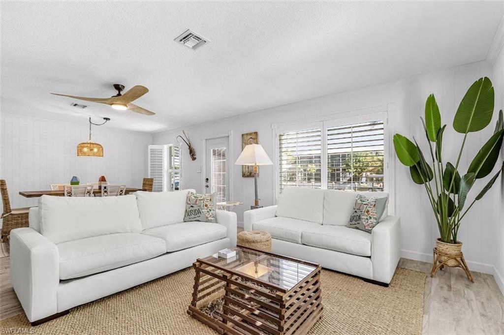 KNIGHTS BOKEELIA ISLE - Residential