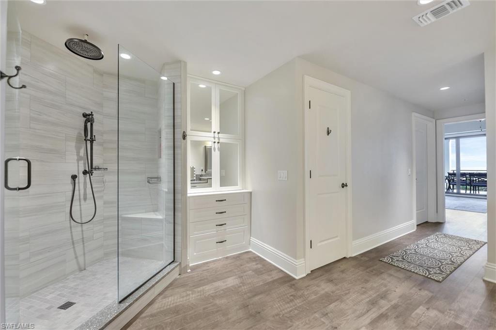 CAPTIVA BAY VILLAS CONDO - Residential