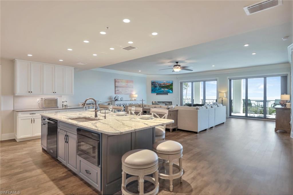 CAPTIVA BAY VILLAS CONDO - Residential