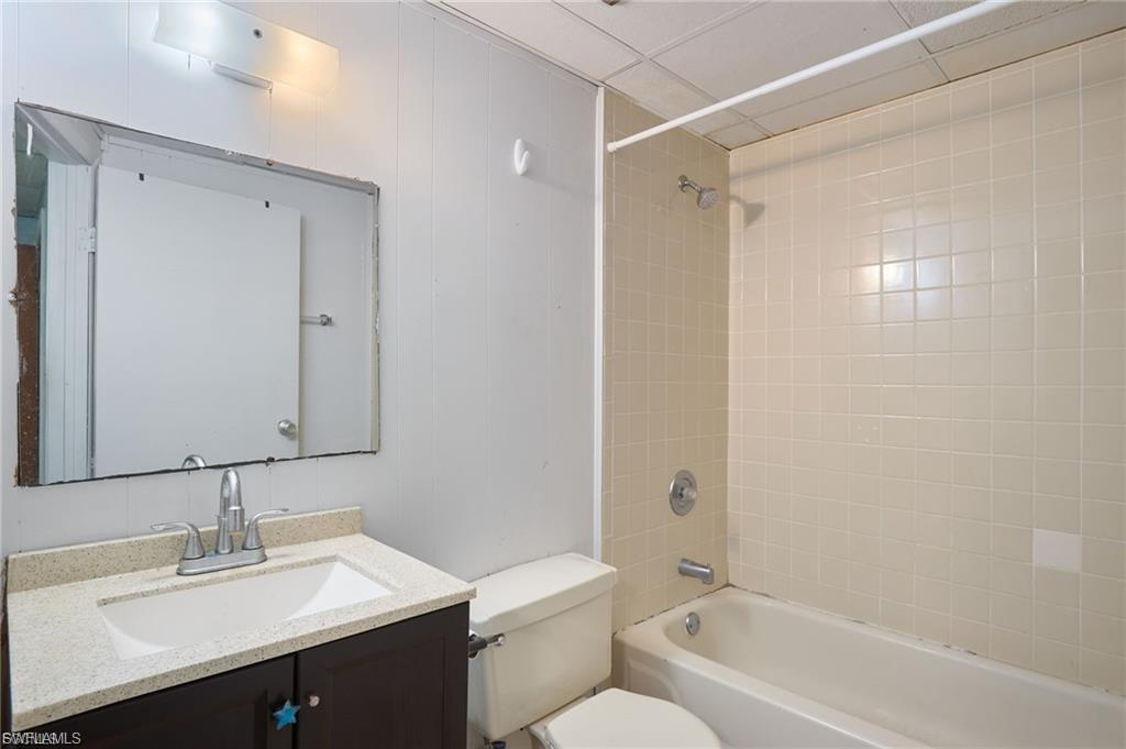 WHISKEY CREEK - Residential Lease