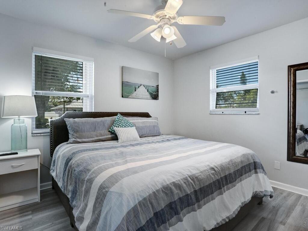 NAPLES PARK - Residential