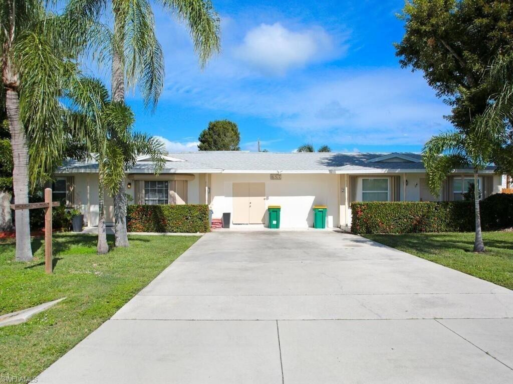 NAPLES PARK - Residential