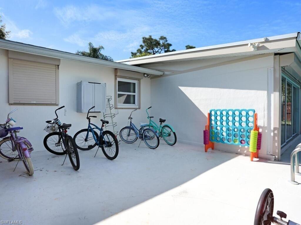 NAPLES PARK - Residential