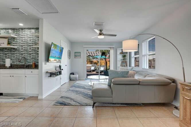 NAPLES PARK - Residential