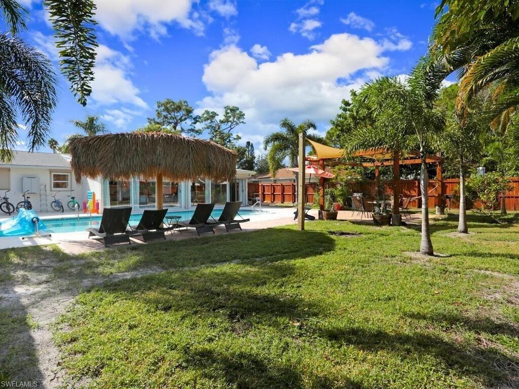 NAPLES PARK - Residential