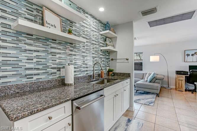 NAPLES PARK - Residential