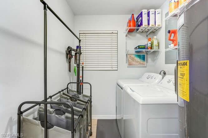 NAPLES PARK - Residential