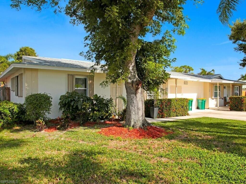 NAPLES PARK - Residential