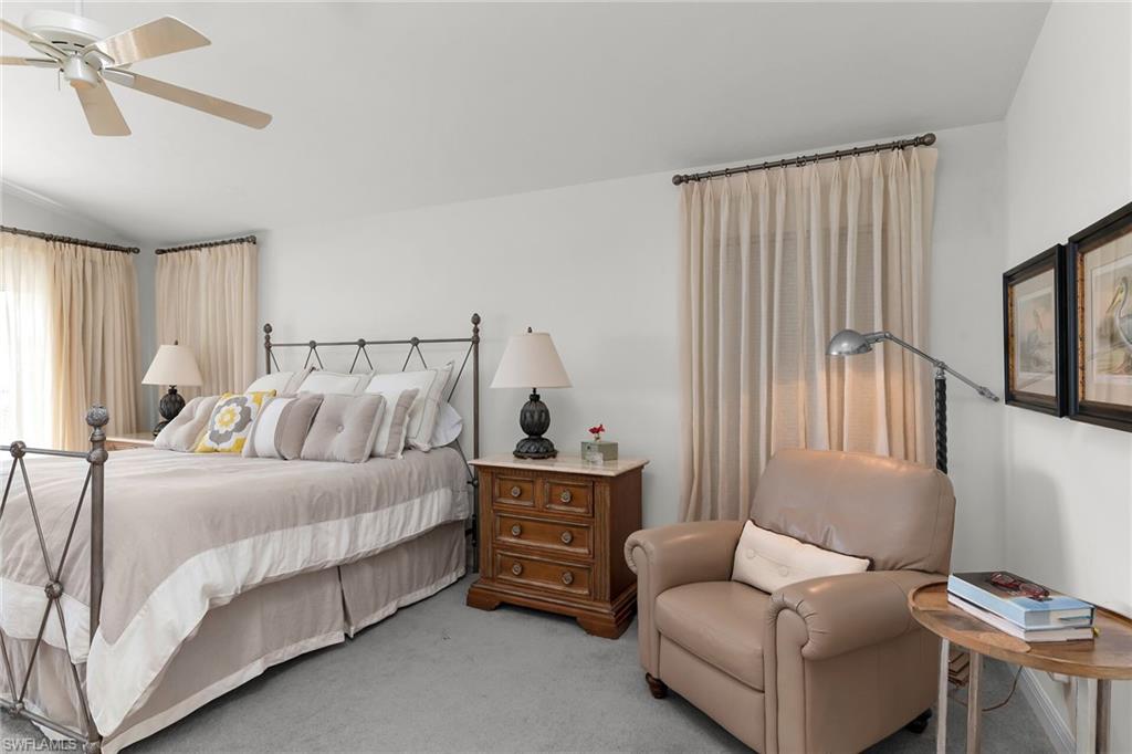 THE CAYS - Residential