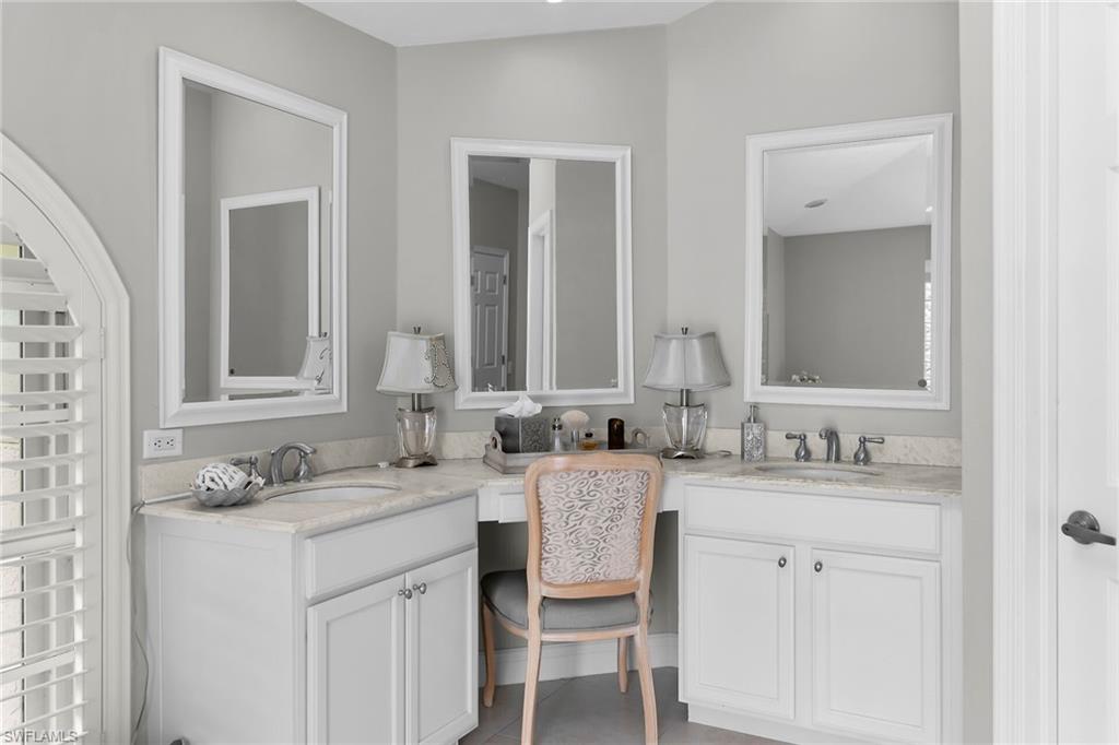 THE CAYS - Residential