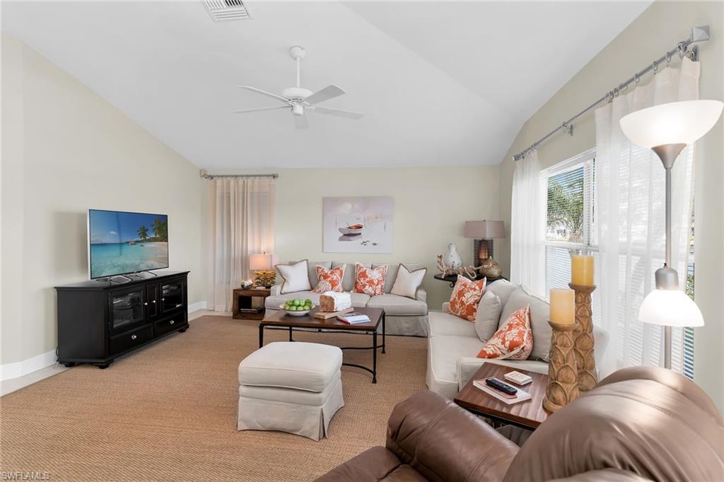 THE CAYS - Residential