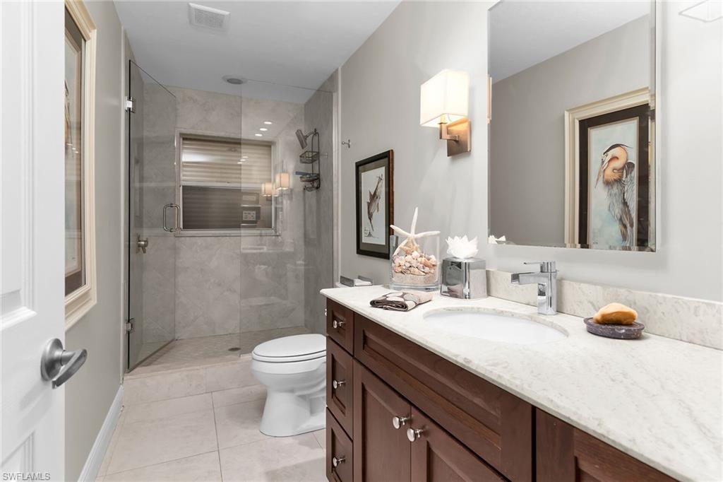 THE CAYS - Residential