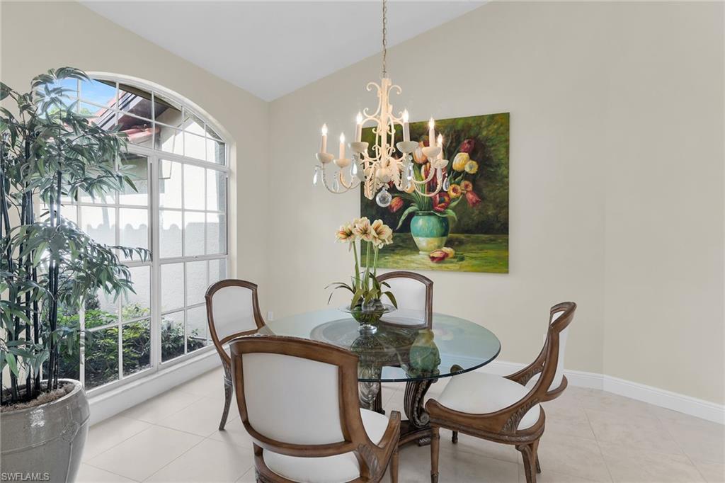 THE CAYS - Residential