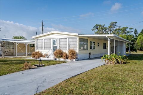 A home in NAPLES